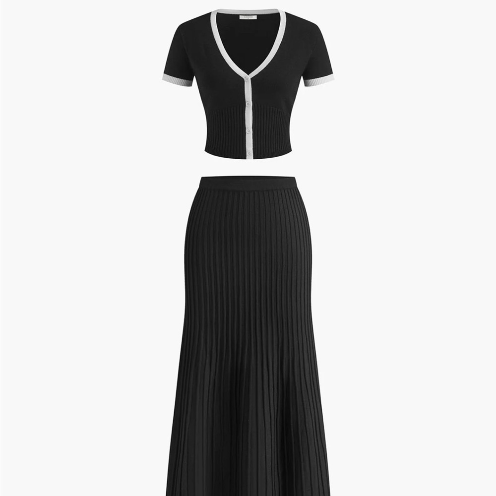 Elegant Black Ribbed Skirt